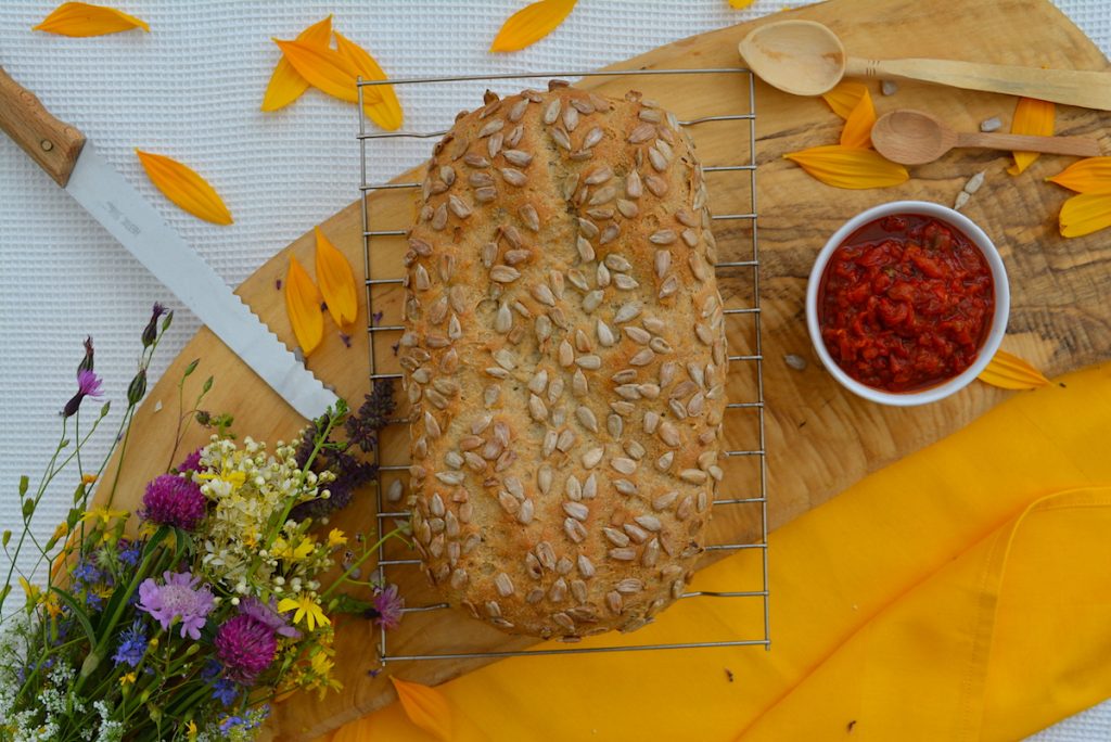 Barley bread with sunflower seeds - easy vegan bread recipe