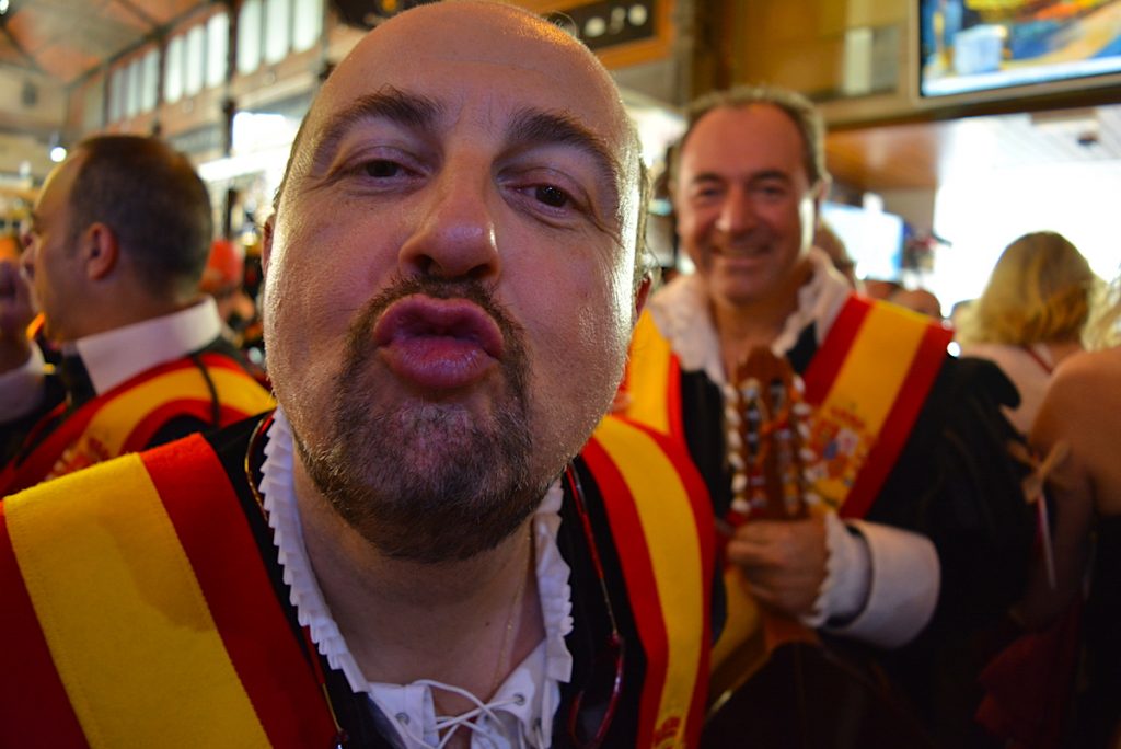Spaniards teach us how to enjoy life - 5 life lessons from the Spanish culture